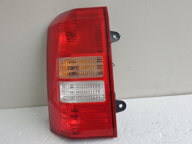 512135 Jeep Patriot 2008, Bal Hátsó Lámpa, 21276L.