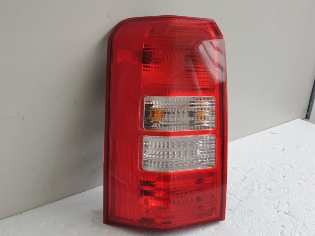 512135 Jeep Patriot 2008, Bal Hátsó Lámpa, 21276L.