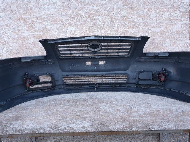 512413 Toyota Avensis T25, 2005, Ködlámpás Első Lökhárító, 52119-05160.