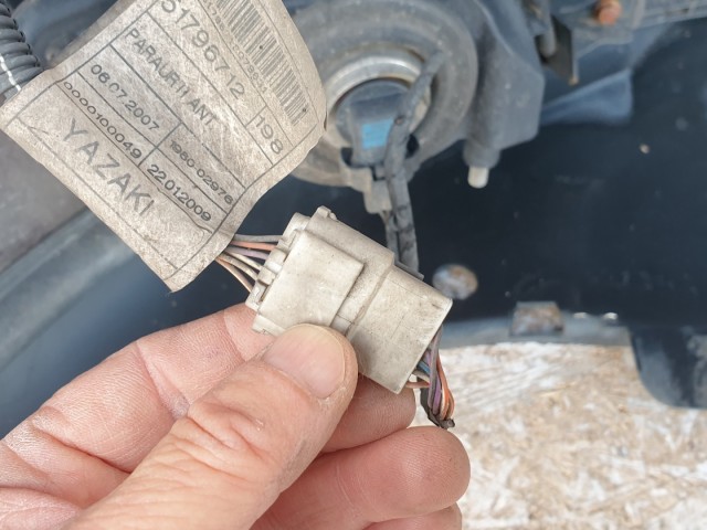 512415 Fiat Bravo 2, 2008, Ködlámpás Radaros Első Lökhárító, 735414394.