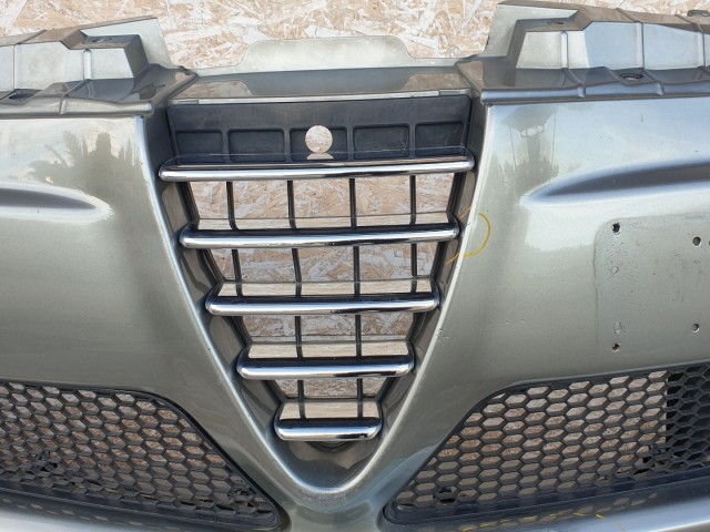 512417 Alfa Romeo 147, 2006, Ködlámpás Első Lökhárító, 156055409.