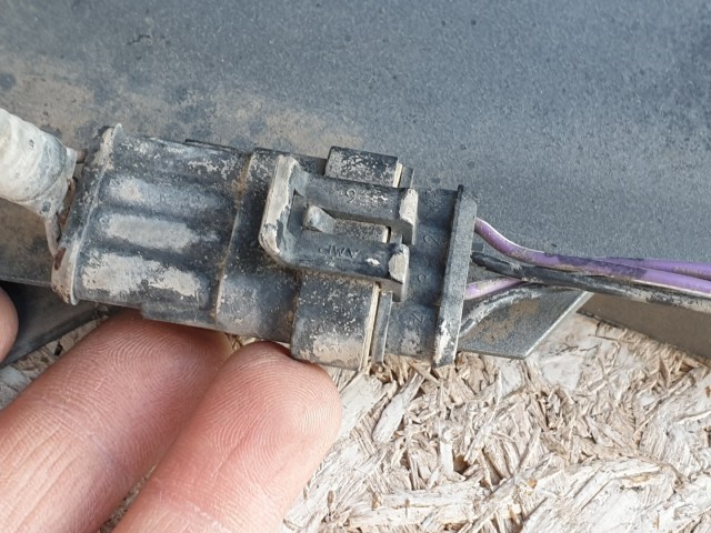 512417 Alfa Romeo 147, 2006, Ködlámpás Első Lökhárító, 156055409.