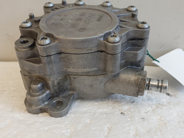 512435 Audi A4, A6 Bosch 03G 145 209, Vákumpumpa, Tandempumpa.