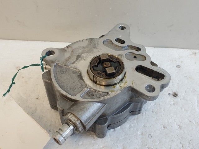 512435 Audi A4, A6 Bosch 03G 145 209, Vákumpumpa, Tandempumpa.