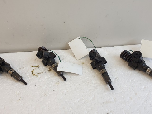 512436 Audi A3, VW, 2.0 16V, B Jelü PD ELEM, 03G130073B, Bosch, Porlasztó