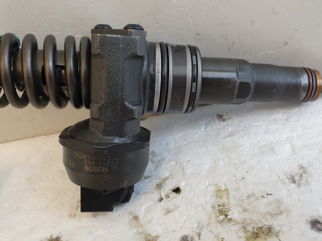 512440 Audi A3 8P, VW, BN Jelü PD Elem, 038130073BN, Porlasztó. 8 szelepes.