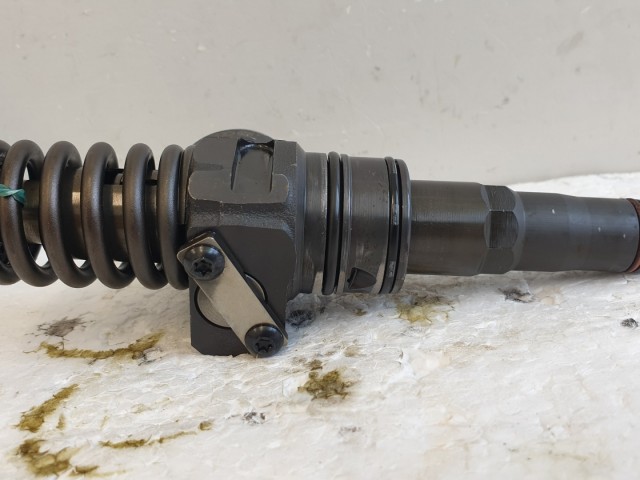 512440 Audi A3 8P, VW, BN Jelü PD Elem, 038130073BN, Porlasztó. 8 szelepes.