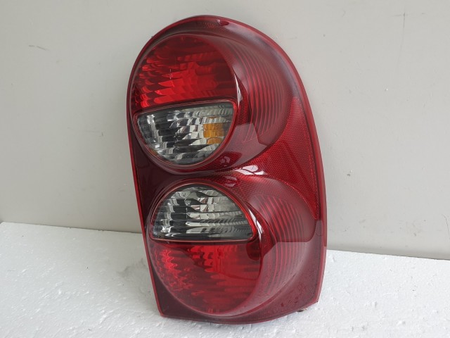 512137 Jeep Cherokee KJ, 2007, Jobb Hátsó Lámpa.