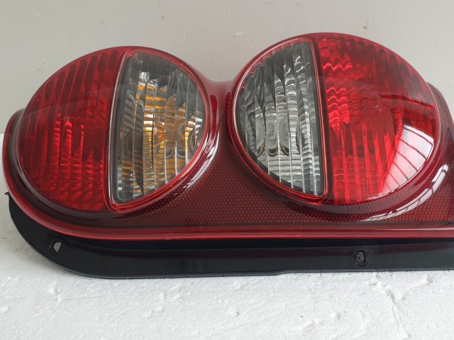 512137 Jeep Cherokee KJ, 2007, Jobb Hátsó Lámpa.