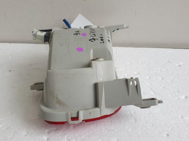 512139 Mazda 5, 2009, Jobb Hátsó Ködlámpa Lökhárítóba. CD8551650.