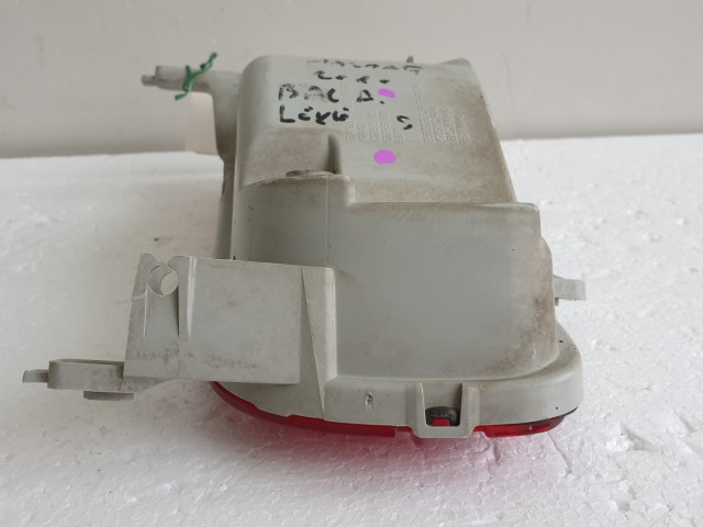 512140 Mazda 5, 2009, Bal Hátsó Ködlámpa Lökhárítóba. CD8551660.