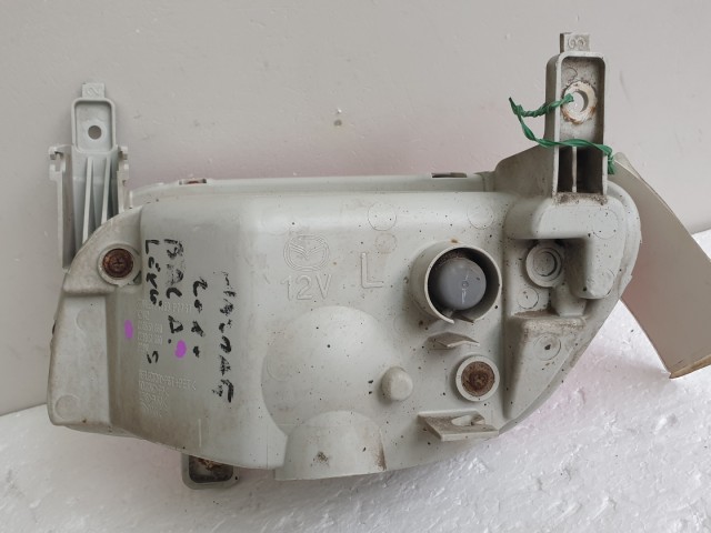 512140 Mazda 5, 2009, Bal Hátsó Ködlámpa Lökhárítóba. CD8551660.