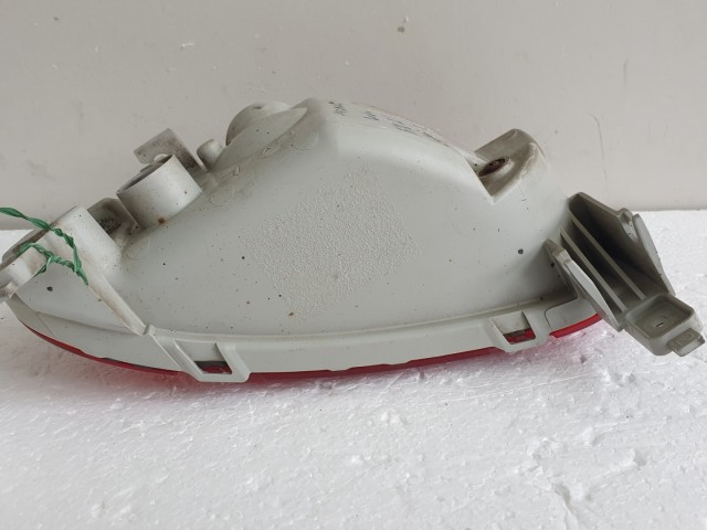 512140 Mazda 5, 2009, Bal Hátsó Ködlámpa Lökhárítóba. CD8551660.