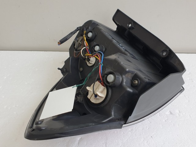 512142 Chevrolet Captiva 2010, Bal Hátsó Lámpa, 2685