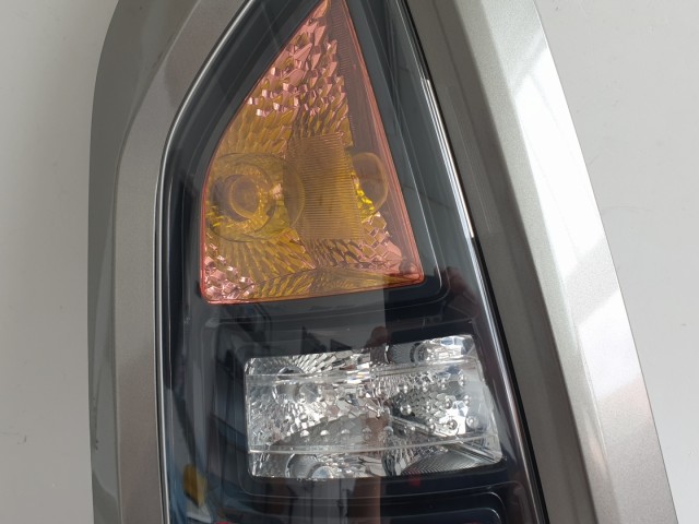 512143 Kia Soul 2011, Bal Hátsó Lámpa, 92401-2K0L.