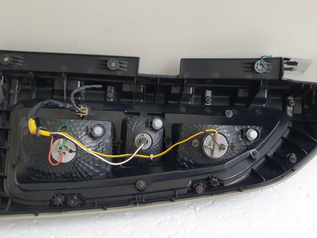 512143 Kia Soul 2011, Bal Hátsó Lámpa, 92401-2K0L.