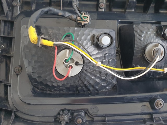 512143 Kia Soul 2011, Bal Hátsó Lámpa, 92401-2K0L.