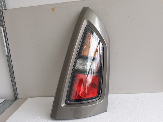 512144 Kia Soul 2011, Jobb Hátsó Lámpa, 92402-2K0R.