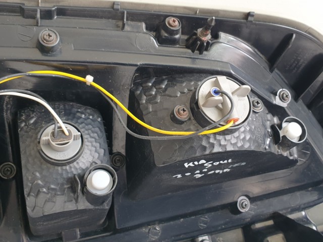 512144 Kia Soul 2011, Jobb Hátsó Lámpa, 92402-2K0R.