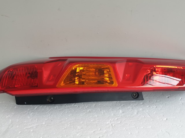 512147 Nissan X Trail 2008, Bal Hátsó Lámpa, 220-63929.