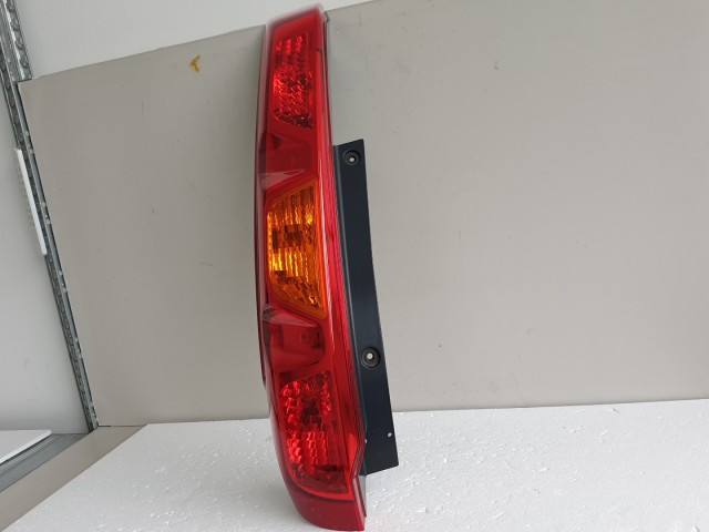 512147 Nissan X Trail 2008, Bal Hátsó Lámpa, 220-63929.