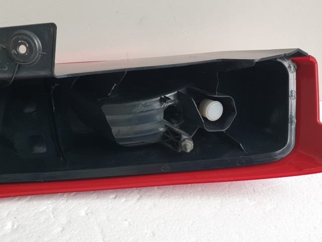 512147 Nissan X Trail 2008, Bal Hátsó Lámpa, 220-63929.