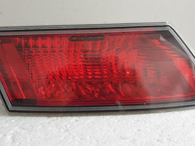 512150 Honda Civic UFO, 2007, Bal Hátsó Belső Lámpa, 226-16721.