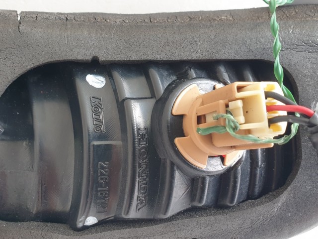 512152 Honda Civic UFO, 2007, Bal Hátsó Belső Lámpa, 226-16721.