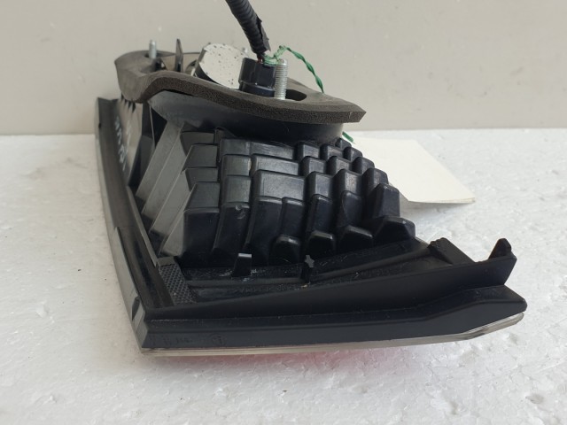 512154 Honda Civic UFO, 2010, Bal Hátsó Belső Lámpa, 226-16721.