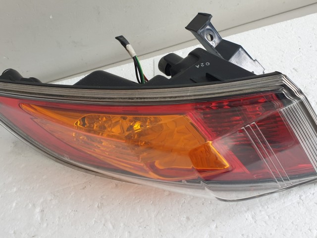 512155 Honda Civic 8, UFO, 2007, Bal Hátsó Külső Lámpa, 220-16721.