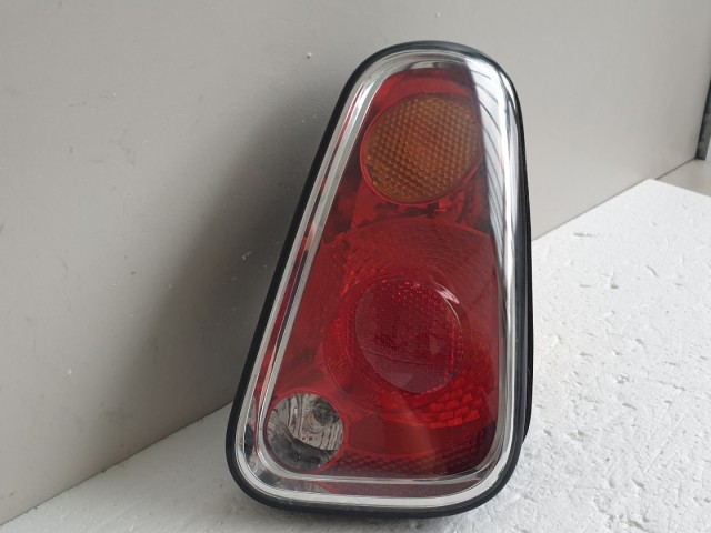 512159 Mini Cooper, R50, R53, 2005, Jobb Hátsó Lámpa, Tolatólámpás.