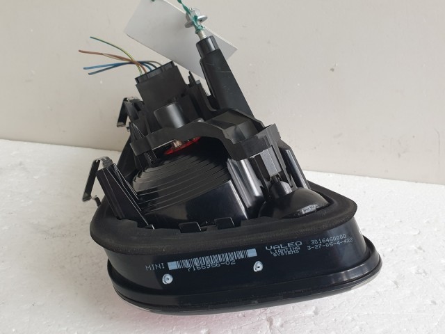 512161 Mini Cooper, R50, R53, 2005, Jobb Hátsó Lámpa, Tolatólámpás.