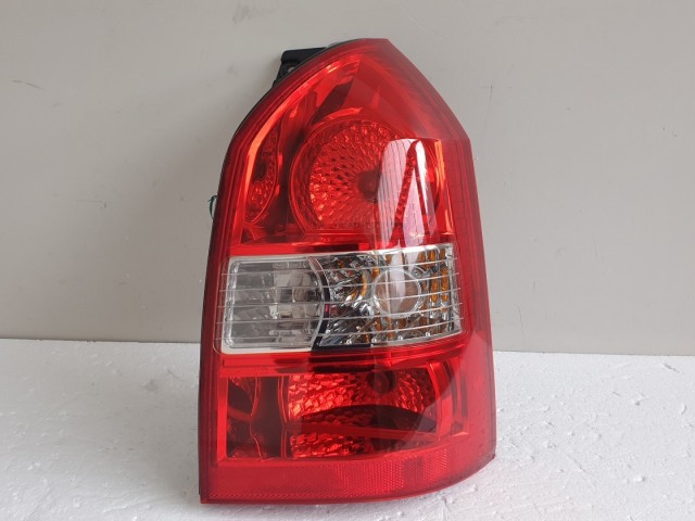 512165 Hyundai Tucson 2006, Jobb Hátsó Lámpa, 92402-2E0.