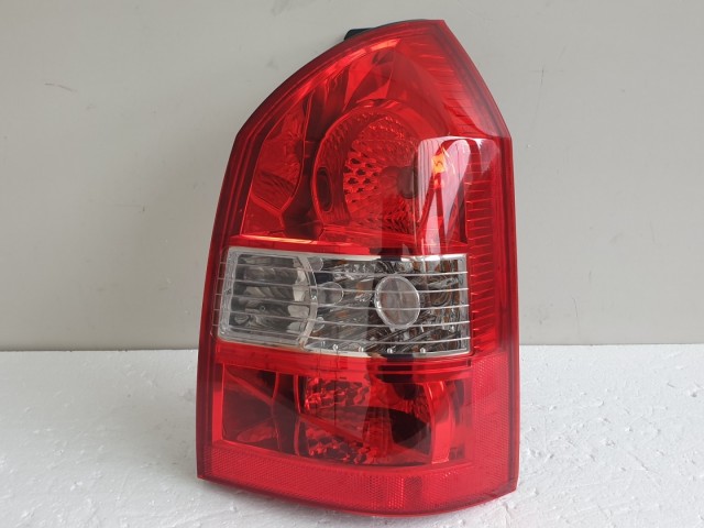 512165 Hyundai Tucson 2006, Jobb Hátsó Lámpa, 92402-2E0.
