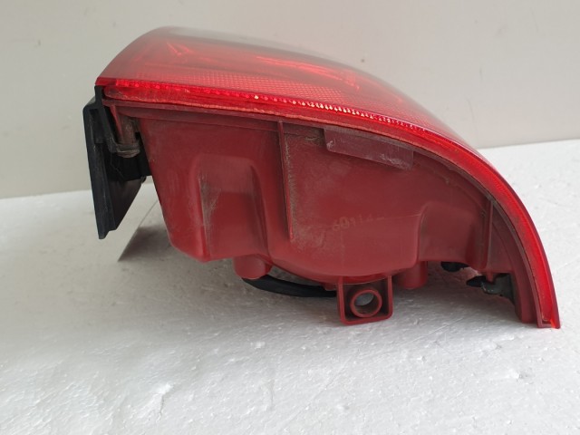 512165 Hyundai Tucson 2006, Jobb Hátsó Lámpa, 92402-2E0.