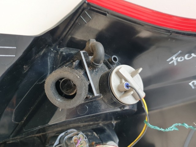 512167 Ford Focus 3, 2012, Bal Hátsó Lámpa, BM51-13405.