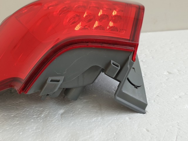 512168 Kia Ceed KOMBI 2011, Jobb Hátsó Lámpa, Alsó. 92402-1H3.