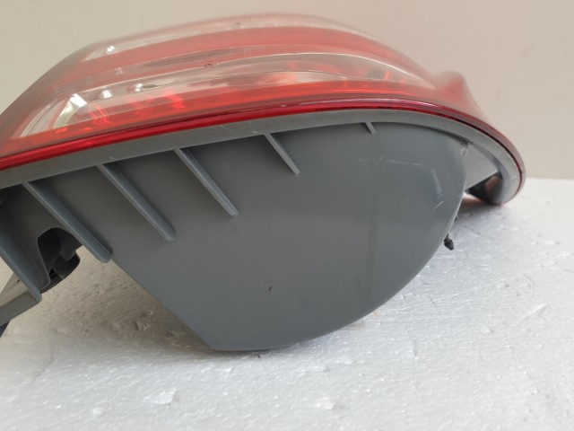 512168 Kia Ceed KOMBI 2011, Jobb Hátsó Lámpa, Alsó. 92402-1H3.