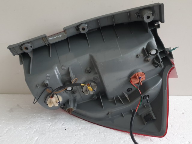 512169 Kia Ceed KOMBI 2011, Bal Hátsó Lámpa, Alsó. 92401-1H3.