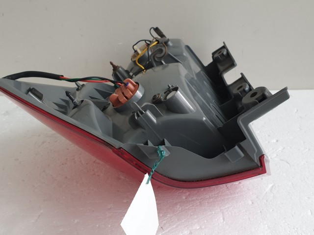 512169 Kia Ceed KOMBI 2011, Bal Hátsó Lámpa, Alsó. 92401-1H3.