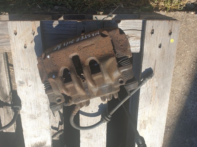 511076 Renault Master 2014, Bal Első Féknyereg, Munkahenger,410105039R.