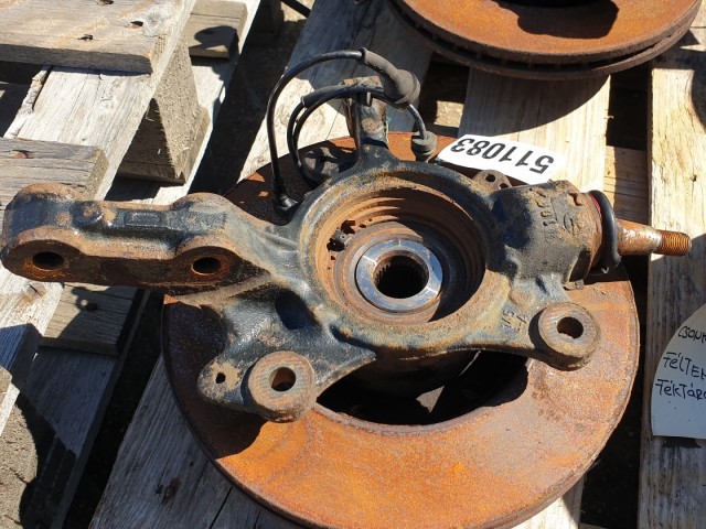 511083 Renault Master 2.3 Dci, 2015, Jobb Első Csonkállvány, Kerékagy. 31Fog.