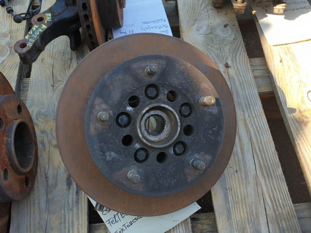 511084 Ford Transit 2.0 Di, 2005, Jobb Első Csonkállvány, Kerékagy, 28 Fog.