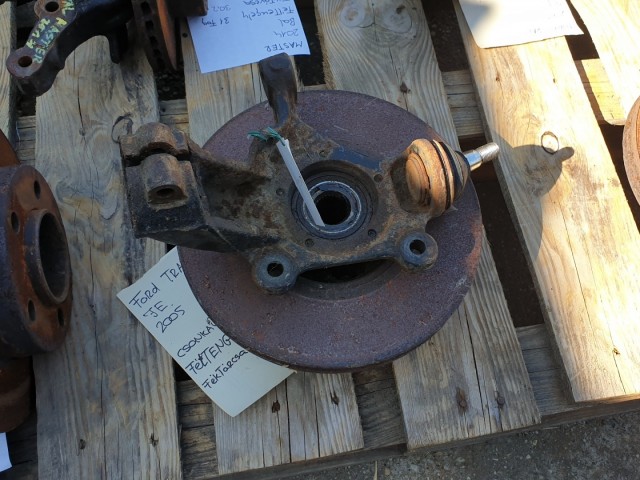 511084 Ford Transit 2.0 Di, 2005, Jobb Első Csonkállvány, Kerékagy, 28 Fog.