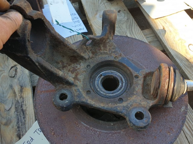 511084 Ford Transit 2.0 Di, 2005, Jobb Első Csonkállvány, Kerékagy, 28 Fog.