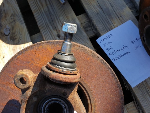 511085 Ford Transit 2.0 Di, 2005, Bal Első Csonkállvány, Kerékagy, 28 Fog.