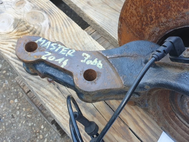 511086 Renault Master 2.3 Dci, 2014, Jobb Első Csonkállvány, Kerékagy. 31Fog.