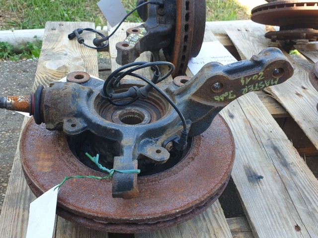 511086 Renault Master 2.3 Dci, 2014, Jobb Első Csonkállvány, Kerékagy. 31Fog.