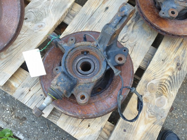 511087 Renault Master 2.3 Dci, 2014, Bal Első Csonkállvány, Kerékagy. 31Fog.