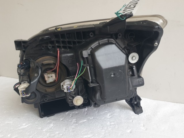 512570 Toyota Avensis T25, 2005, Projektoros Jobb Fényszóró, Lámpa.